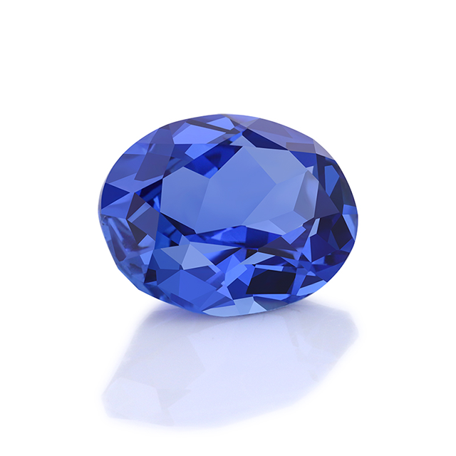 Hình dạng lạ mắt Đá quý màu xanh hoàng gia được trồng đá quý Sapphire