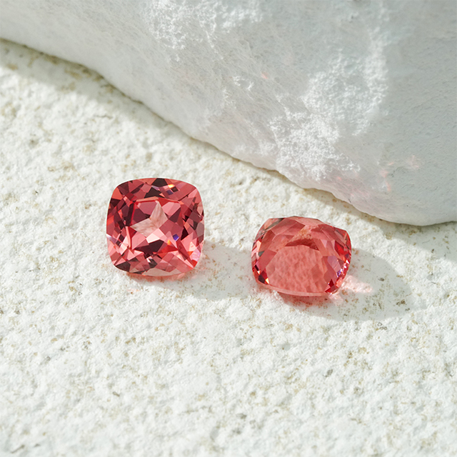 Đệm cắt màu hồng đậm Padparadscha Color Lab Đá quý trồng