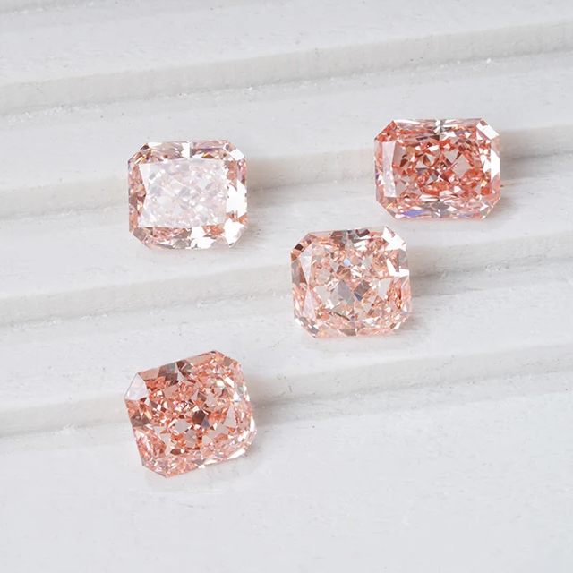 Vivid Pink Radiant Cut VS Lab Grown Diamond với IGI