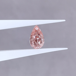 Vivid Pink Pear Cut VVS Lab Grown Diamond với IGI